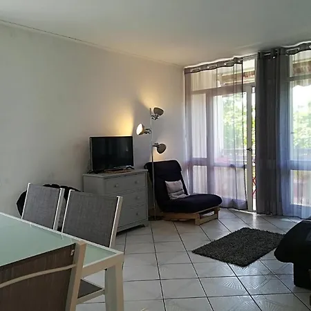 Bourg T3 En Centre Daire